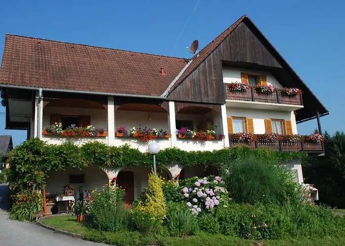 Gaestehaus Der Gamser Winzerstube 3*