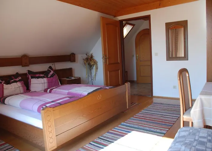 Gaestehaus Der Gamser Winzerstube Penzion 3*