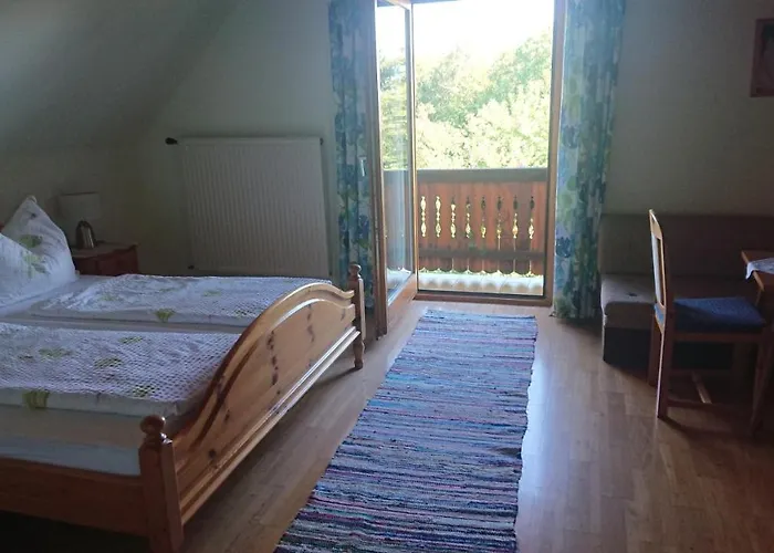 Penzion Gaestehaus Der Gamser Winzerstube 3*